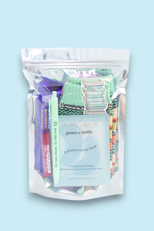 Book Lover's Cozy Bag